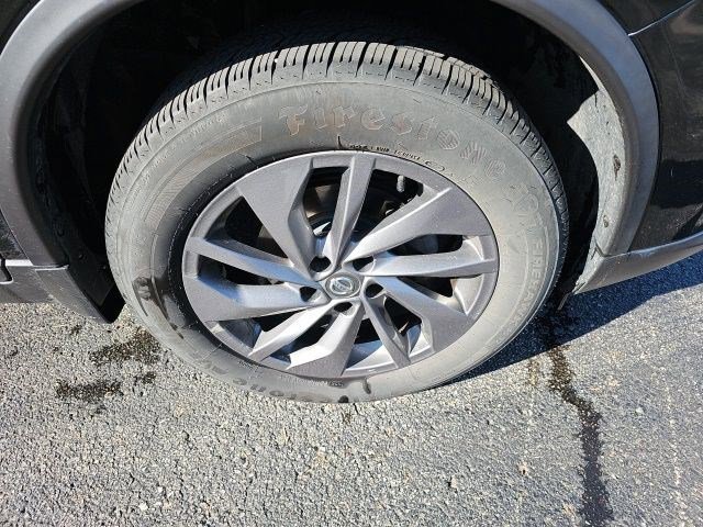 Used 2016 Nissan Rogue SL w/ SL Premium Package AWD/4WD image 9