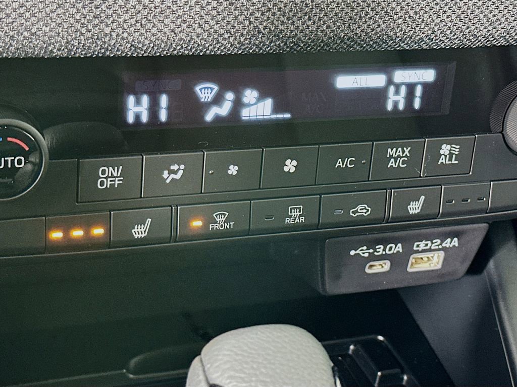 New 2026 Subaru Outback Limited image 27