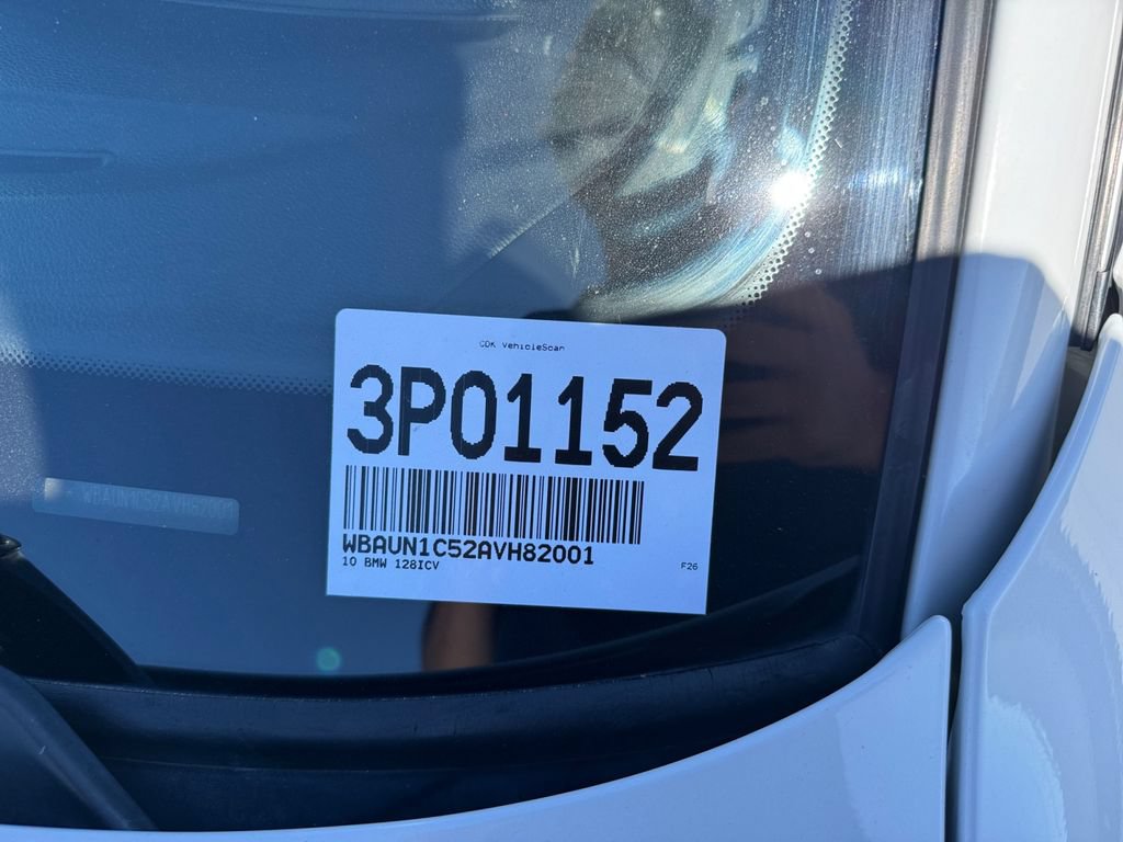 Used 2010 BMW 128i Convertible RWD image 35