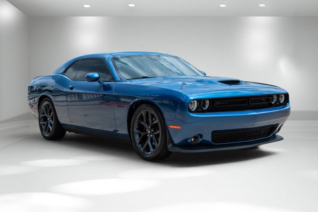 Used 2021 Dodge Challenger R/T w/ Blacktop Package RWD image 5