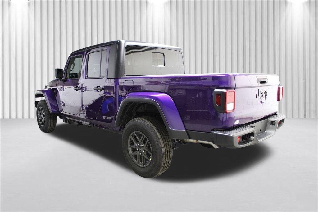 New 2026 Jeep Gladiator Sport image 5