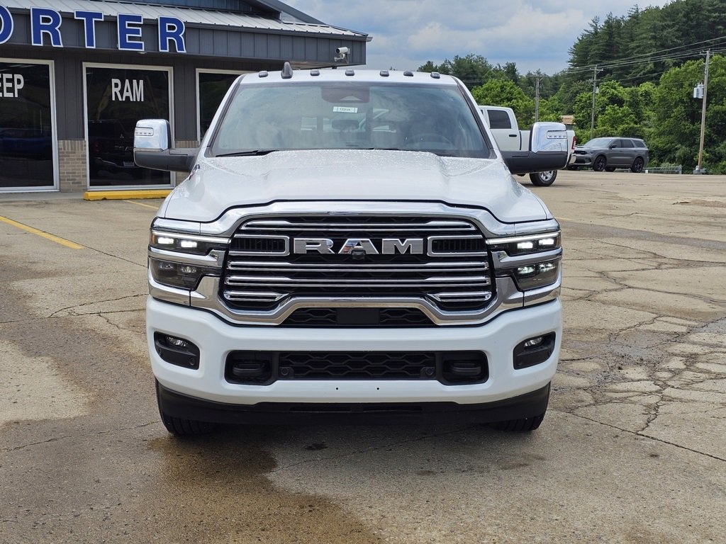 New 2025 RAM 2500 Laramie image 8