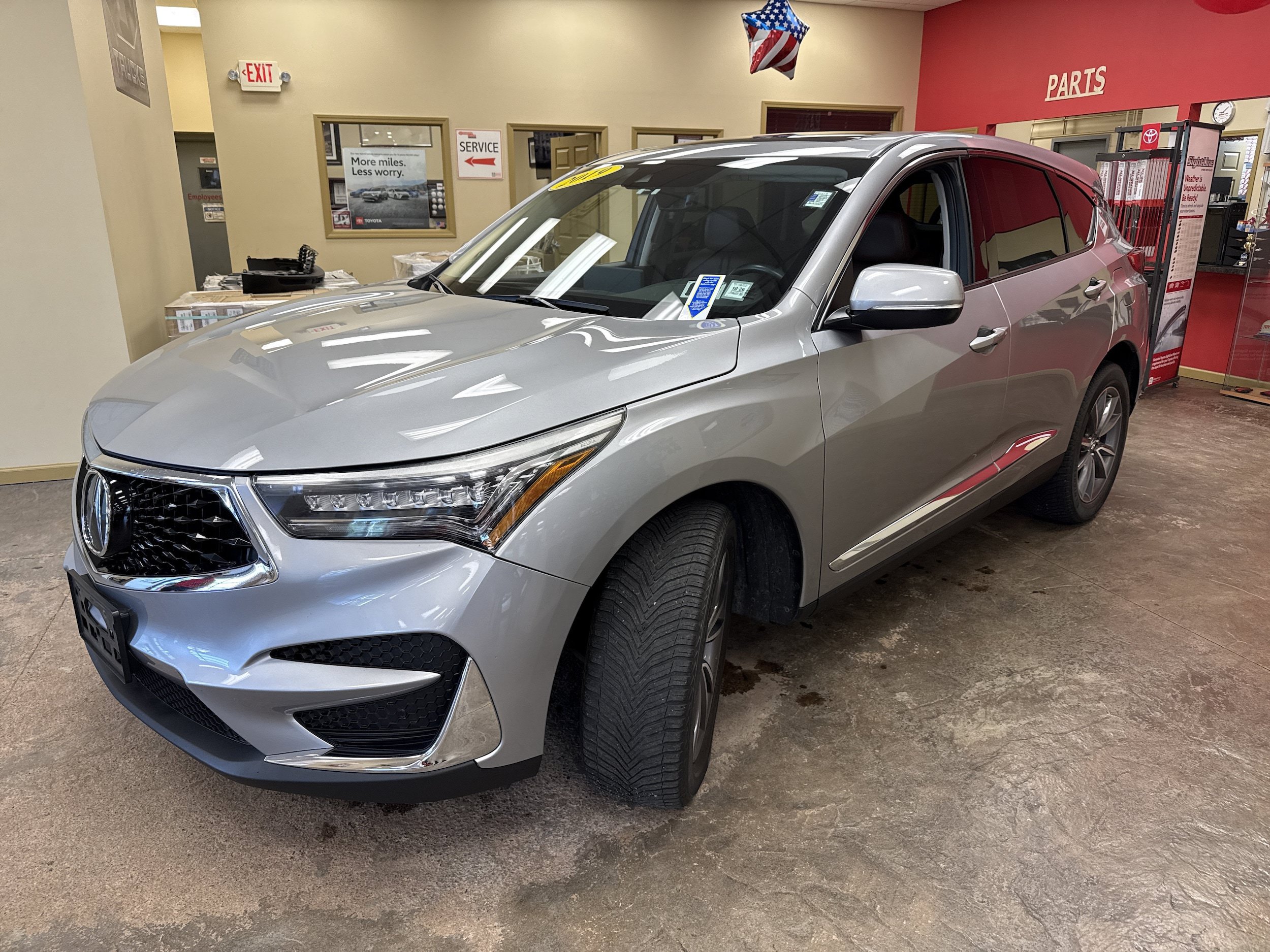 Used 2019 Acura RDX w/ Technology Package AWD/4WD image 3