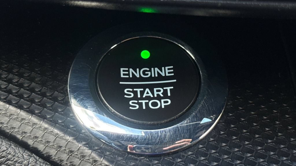 Used 2021 Ford Explorer ST w/ Equipment Group 401A AWD/4WD image 32