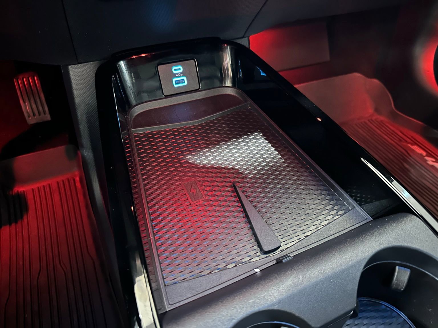 Used 2024 Ford Mustang Mach-E GT image 33