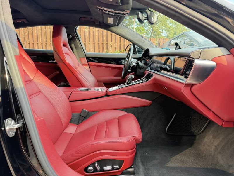 Used 2017 Porsche Panamera Turbo AWD/4WD image 31