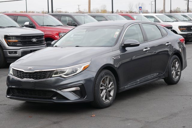 Used 2020 Kia Optima LX image 5