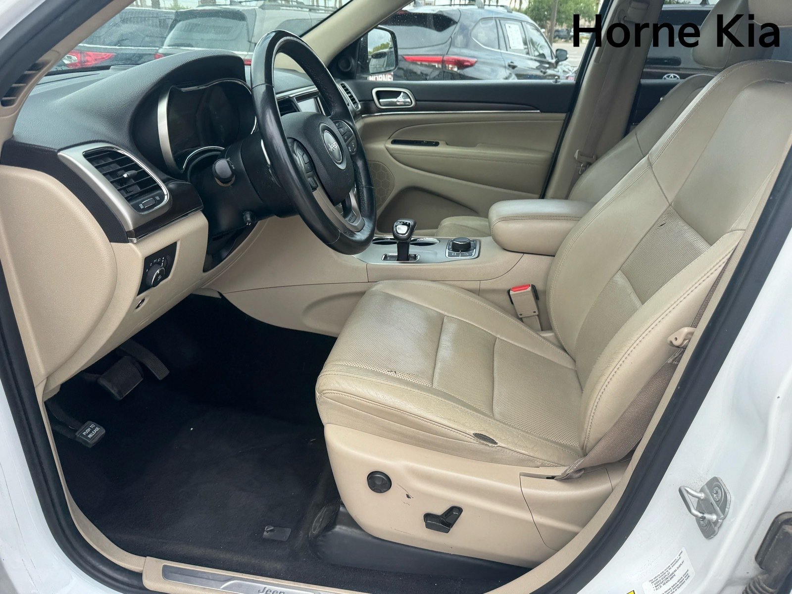 Used 2014 Jeep Grand Cherokee Limited w/ Luxury Group II AWD/4WD image 10