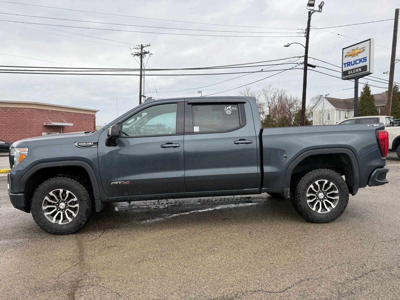 Used 2019 GMC Sierra 1500 AT4 w/ AT4 Premium Package image 3