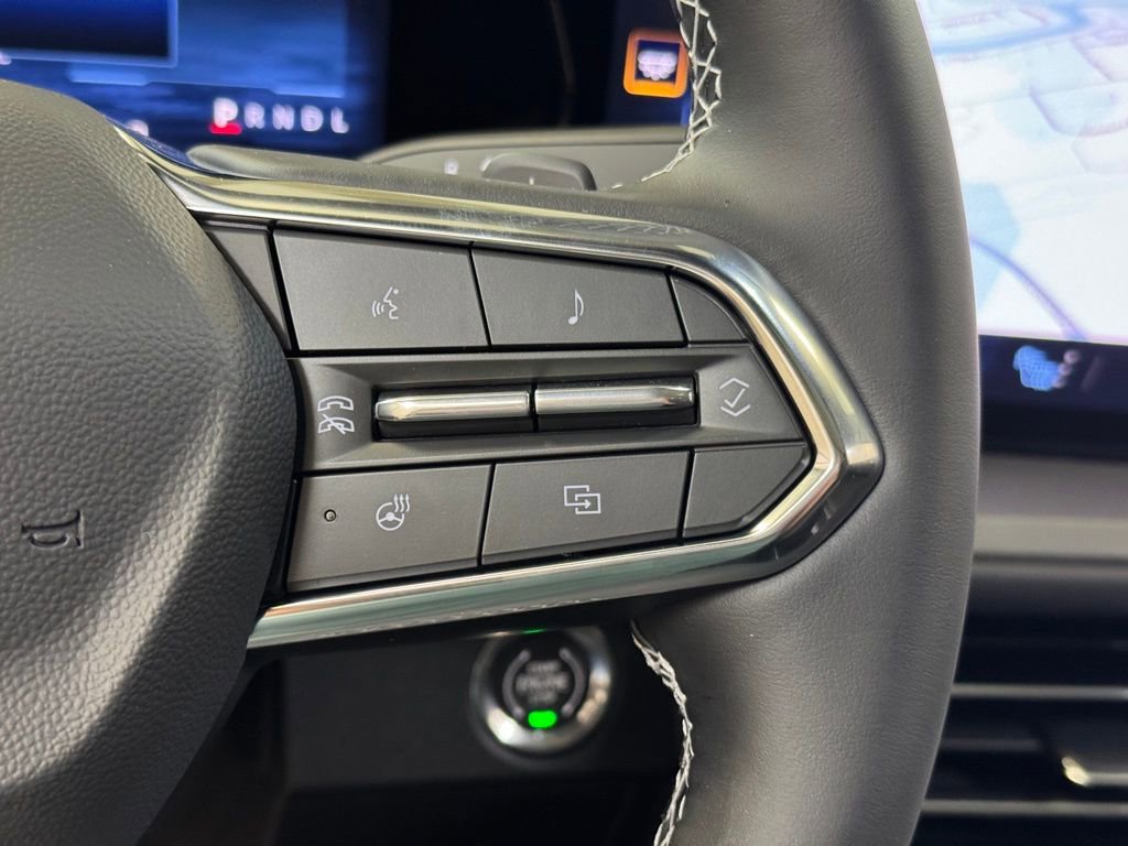 New 2026 Chevrolet Traverse LT w/ Sun and Wheel Package FWD image 36