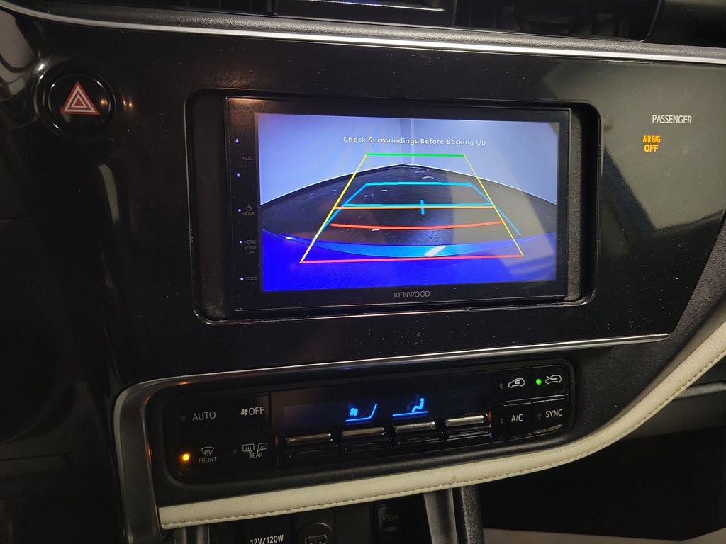 Used 2018 Toyota Corolla iM image 16