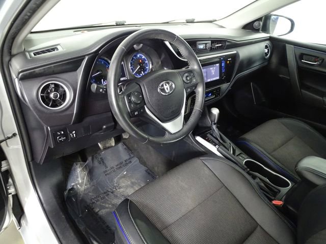 Used 2017 Toyota Corolla SE image 18