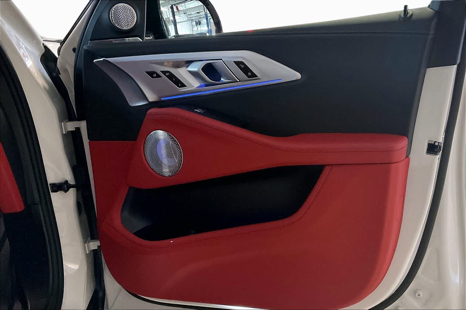 Certified 2024 BMW XM AWD/4WD image 20