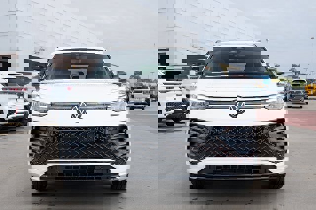 New 2026 Volkswagen Tiguan SE R-Line image 9