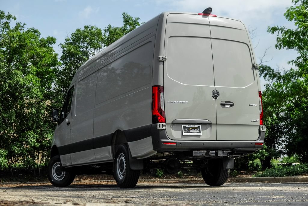 New 2026 Mercedes-Benz Sprinter 2500 image 2