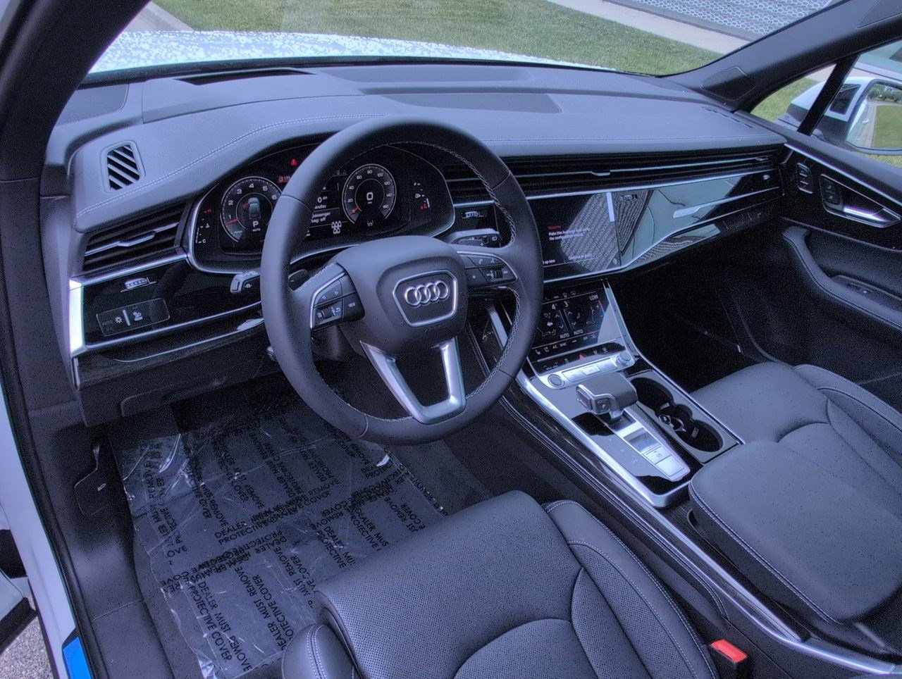 New 2025 Audi Q7 3.0T Prestige image 2