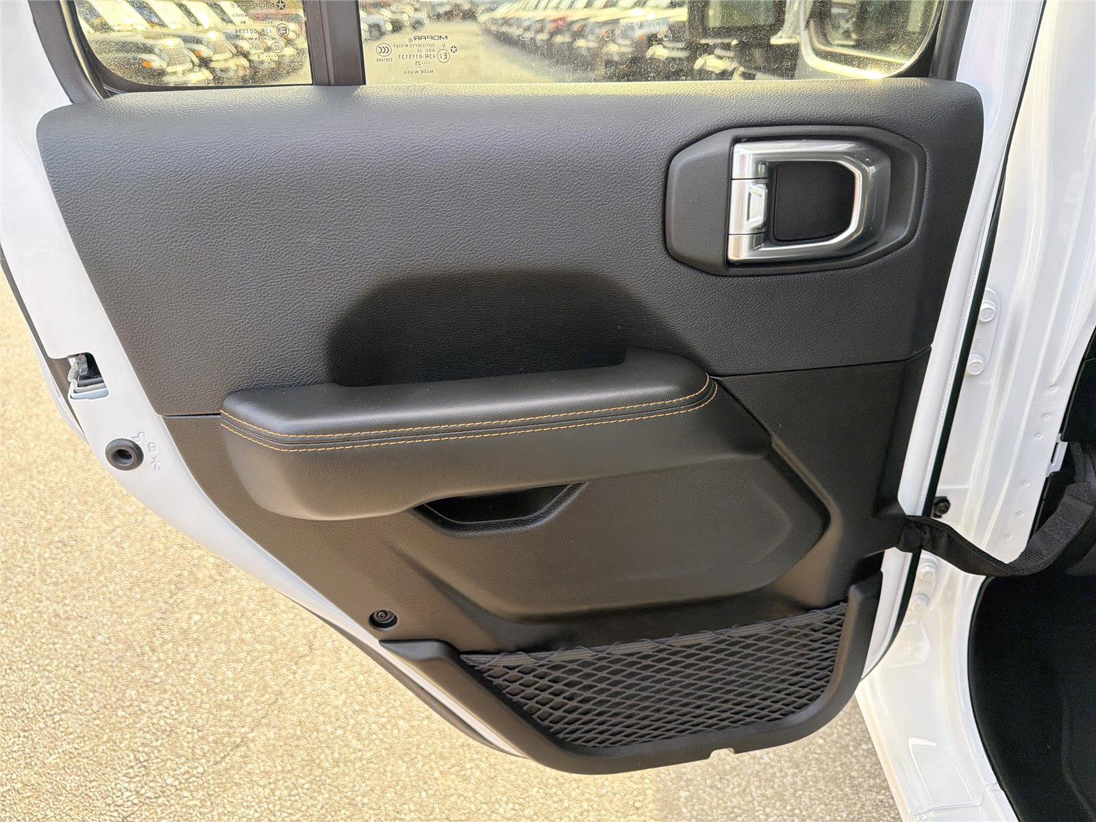 Used 2025 Jeep Wrangler Sahara w/ Safety Group image 22