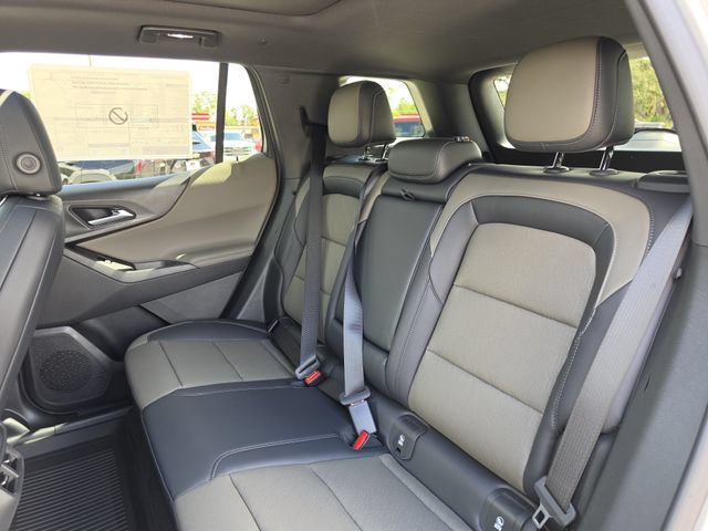 New 2027 Chevrolet Equinox LT w/ Convenience Package II FWD image 19