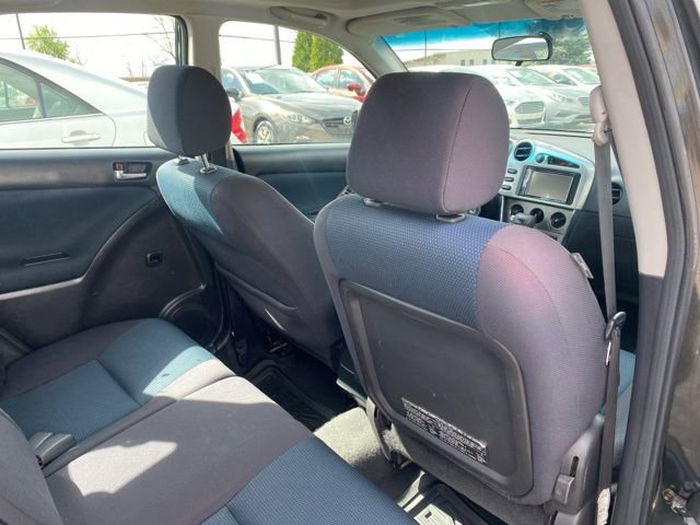 Used 2005 Toyota Matrix AWD image 21