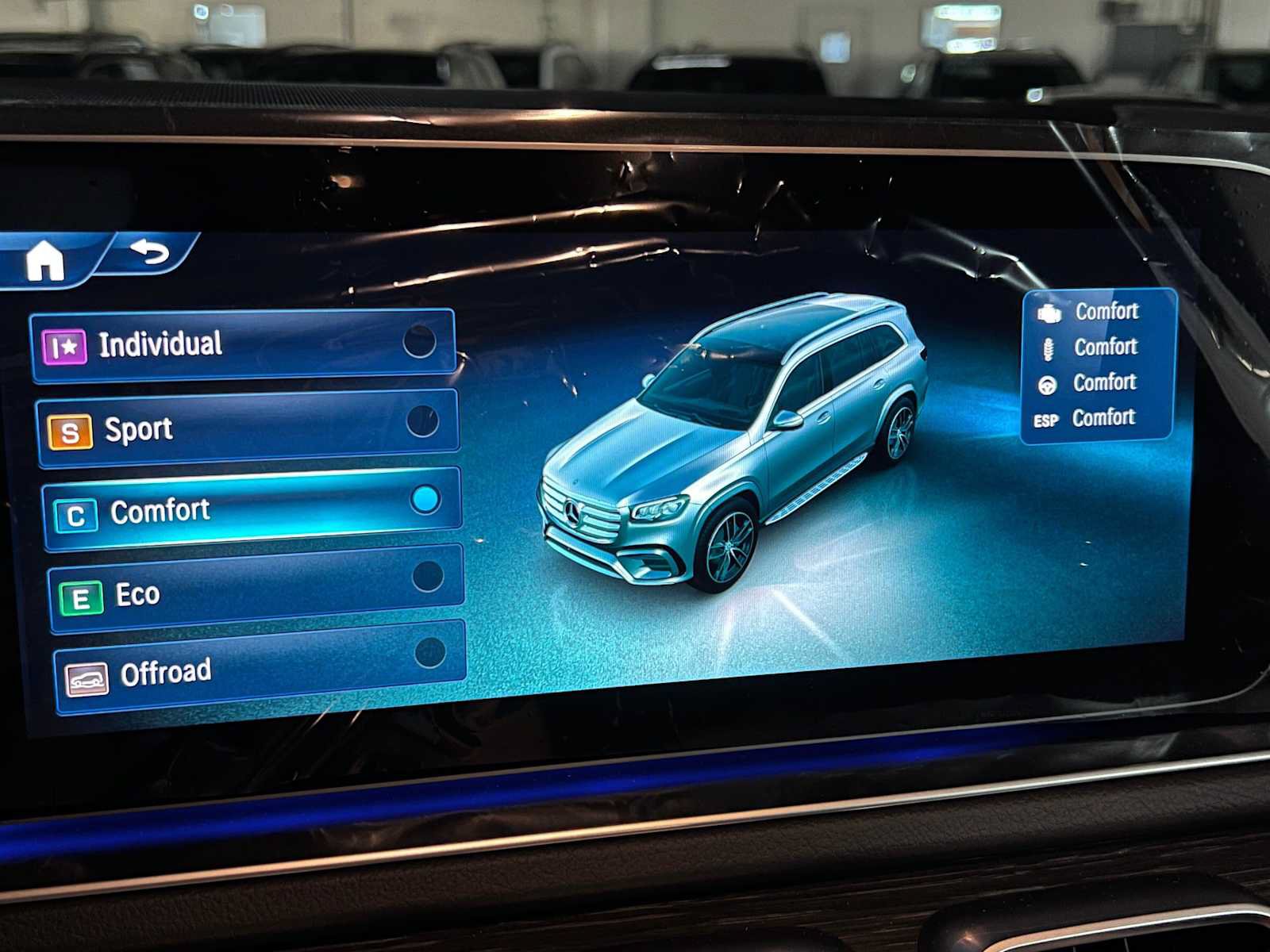 New 2026 Mercedes-Benz GLS 450 4MATIC image 44