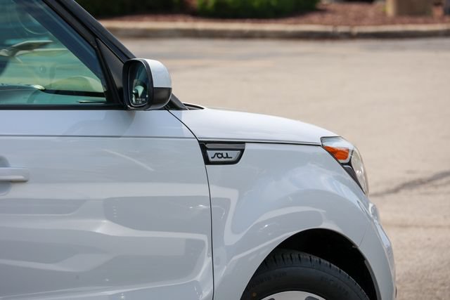 Used 2017 Kia Soul w/ Convenience Package FWD image 27