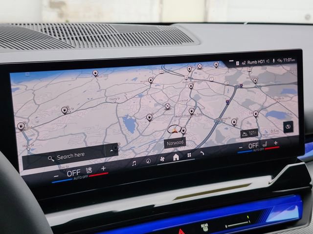 Used 2024 BMW 540i xDrive w/ Premium Package AWD/4WD image 19