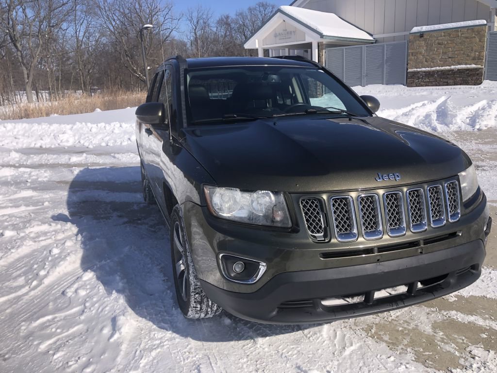 Used 2016 Jeep Compass High Altitude image 13