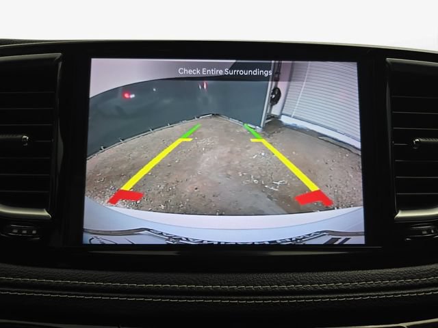 Used 2021 Chrysler Pacifica Limited w/ Uconnect Theater Family Group FWD image 23