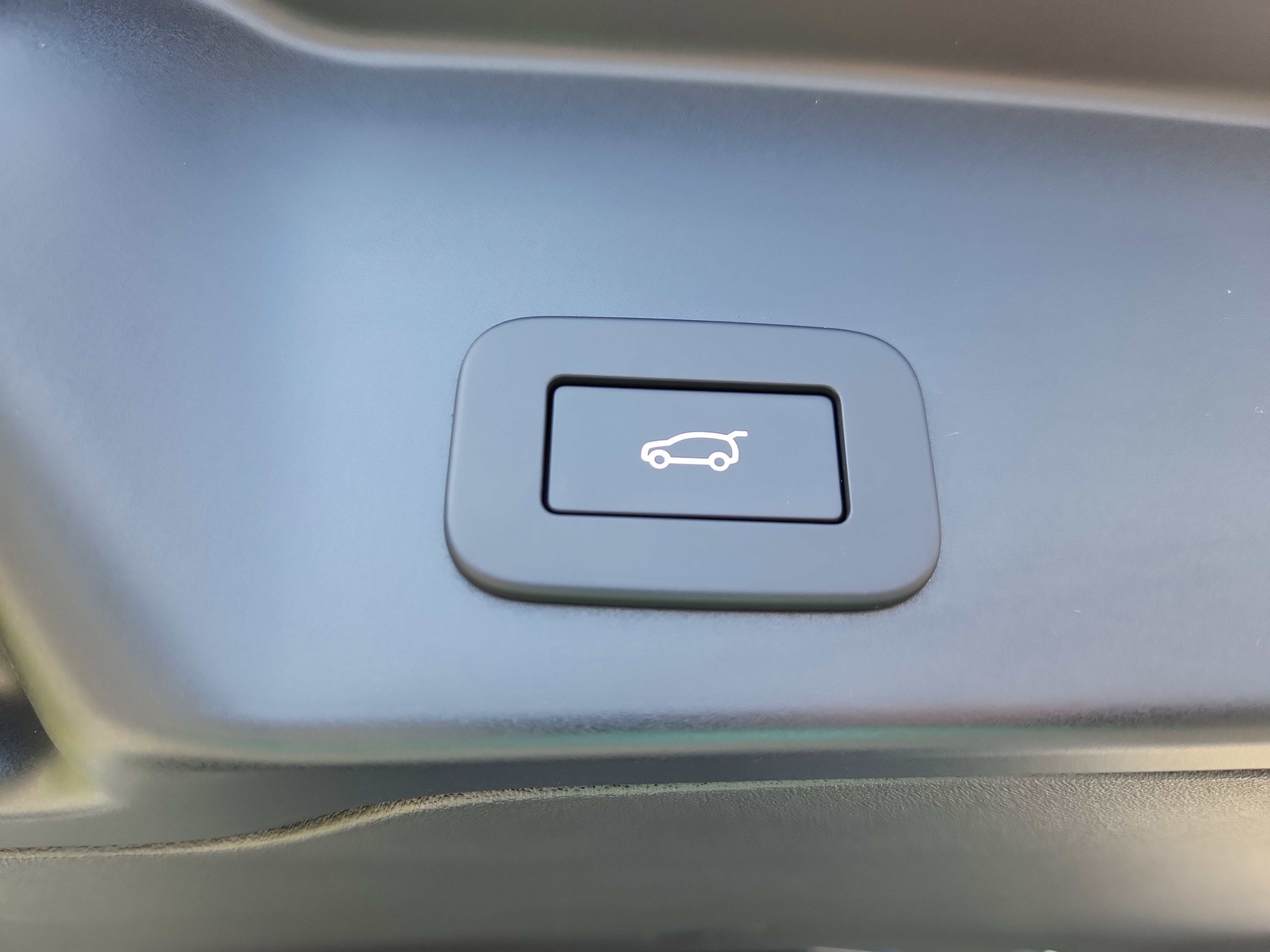 Certified 2026 Land Rover Range Rover Evoque S image 14