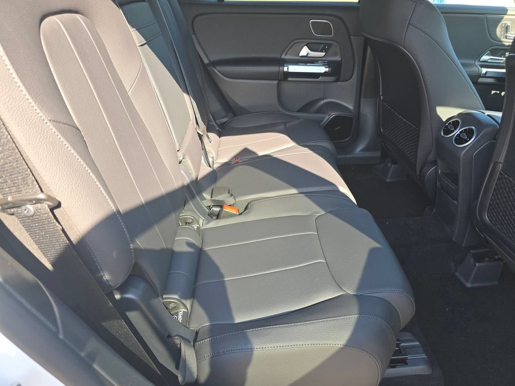 New 2026 Mercedes-Benz GLB 250 4MATIC image 18