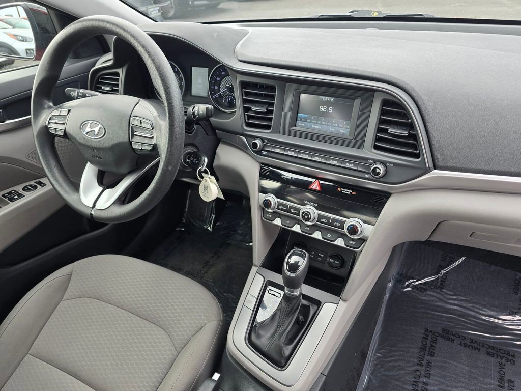 Used 2020 Hyundai Elantra SEL FWD image 11