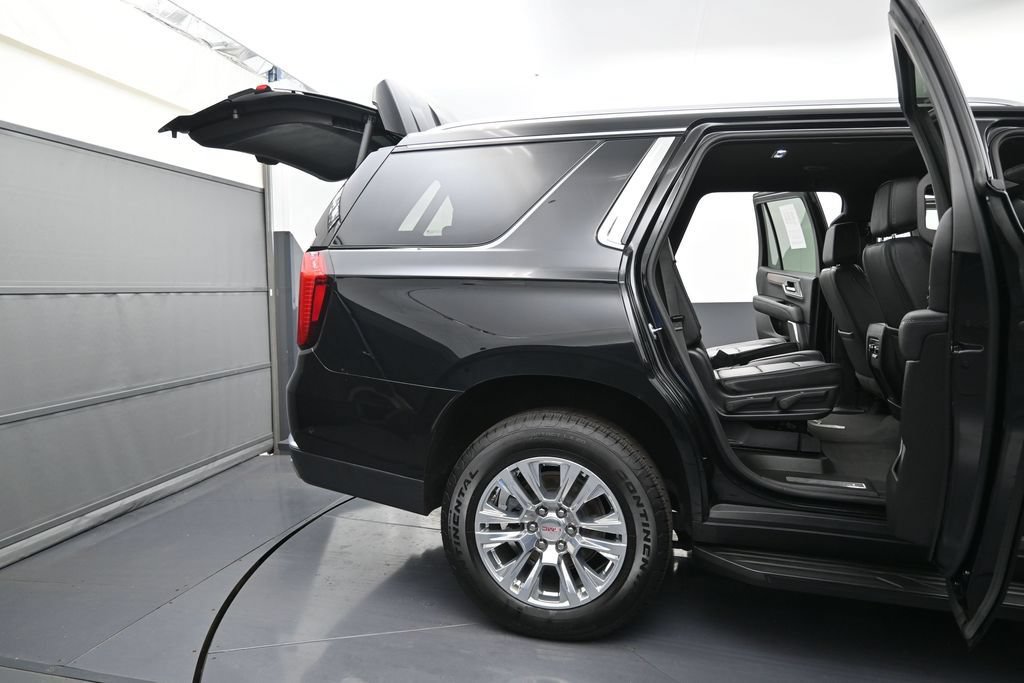 Used 2025 GMC Yukon Denali AWD/4WD image 10