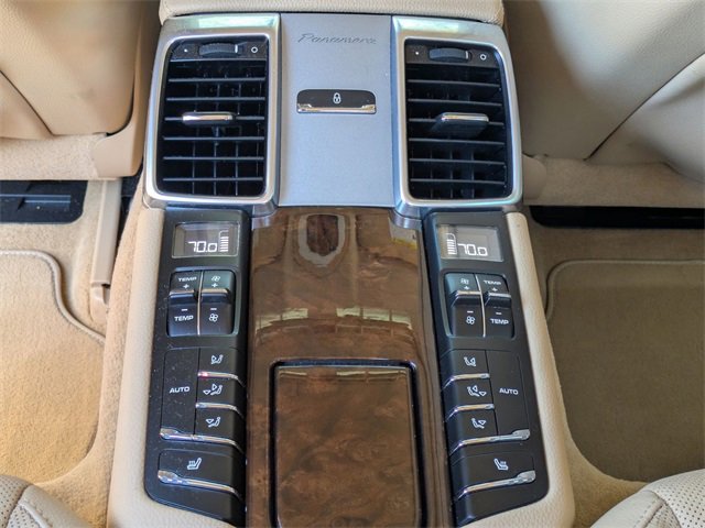 Used 2015 Porsche Panamera 4 image 23
