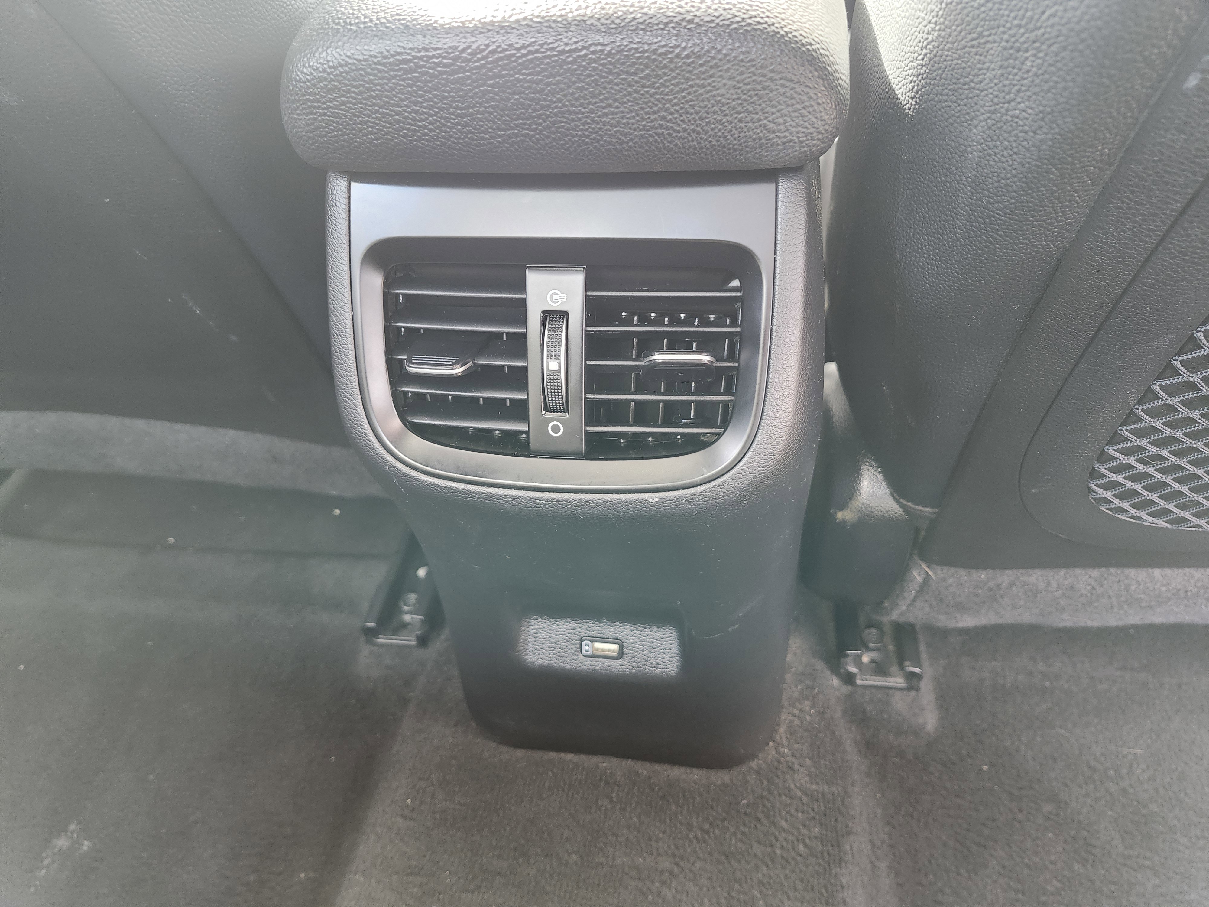 Used 2023 Kia Forte GT image 25