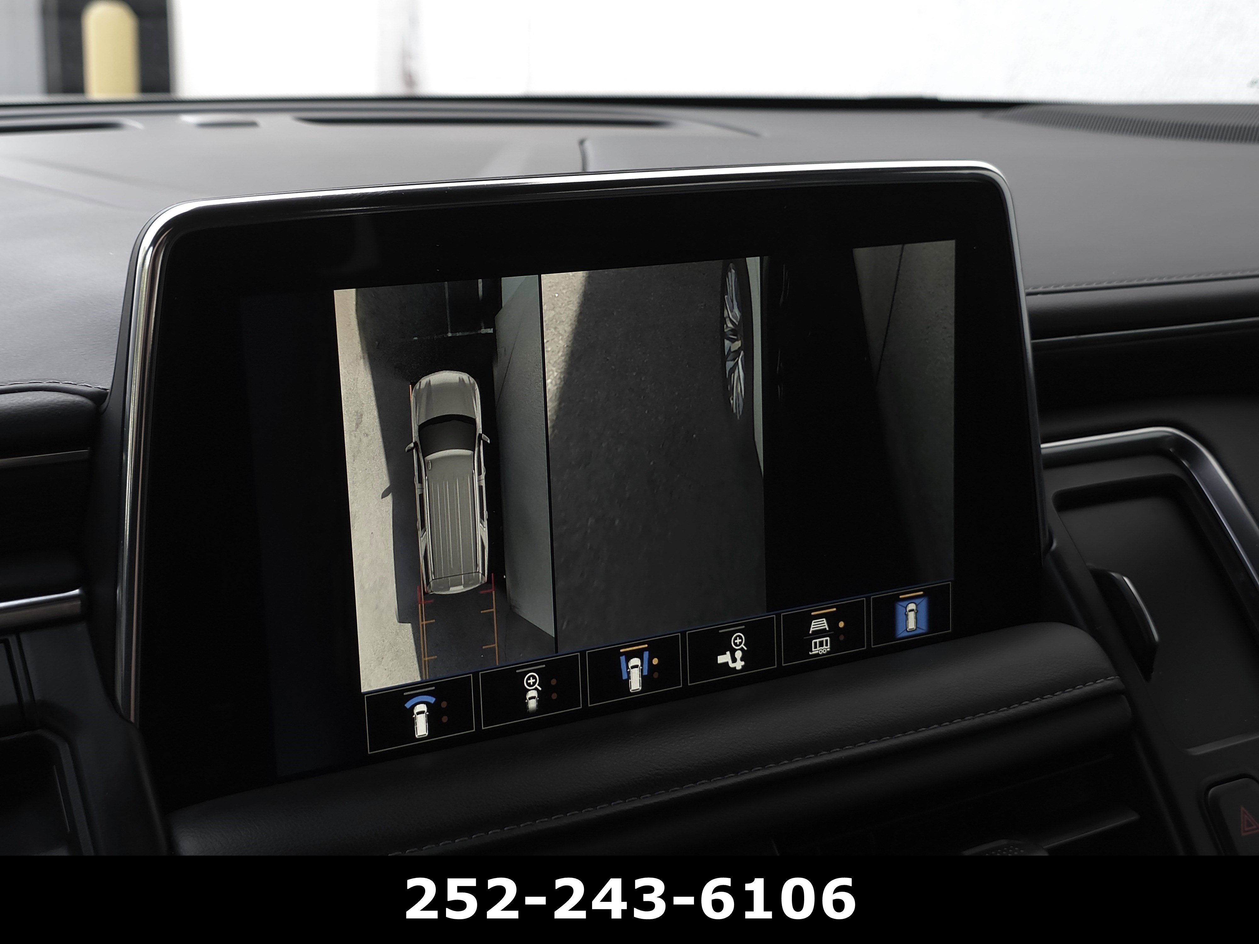 Used 2023 Chevrolet Tahoe LT w/ LT Signature Package RWD image 25