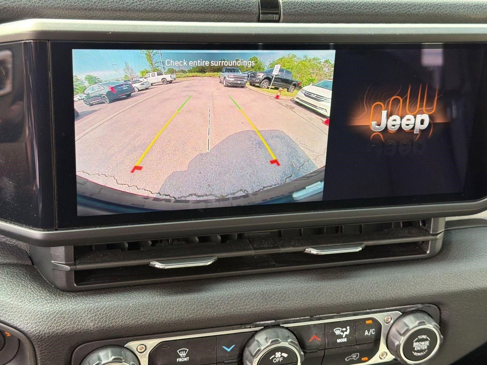 Used 2025 Jeep Wrangler Sport AWD/4WD image 21