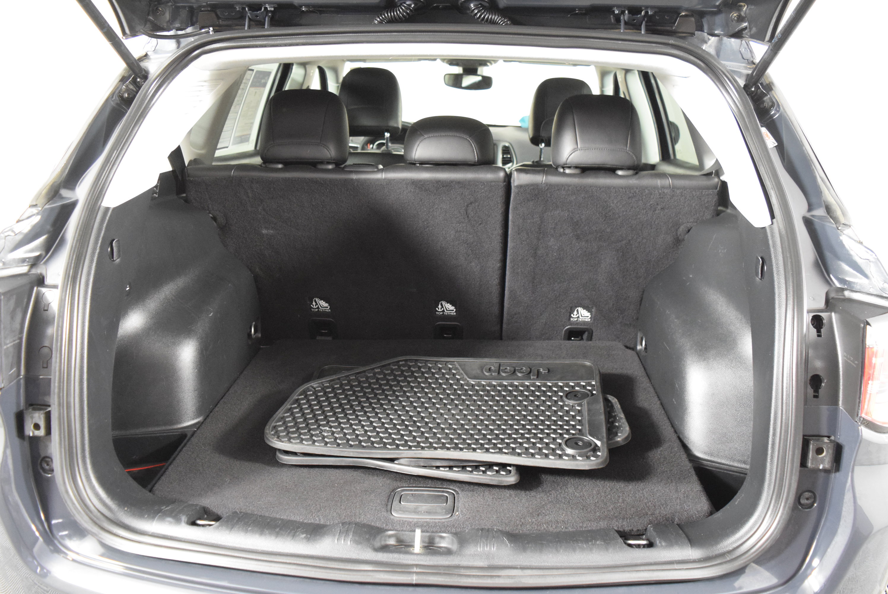 Used 2018 Jeep Compass Trailhawk w/ Navigation Group image 47