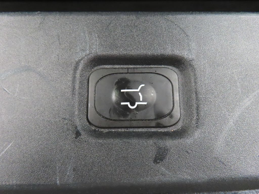 Used 2025 Ford Expedition Active AWD/4WD image 40