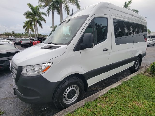 Used 2025 Mercedes-Benz Sprinter 2500 image 31