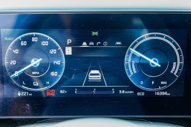 Used 2024 Kia Niro Wave FWD image 28