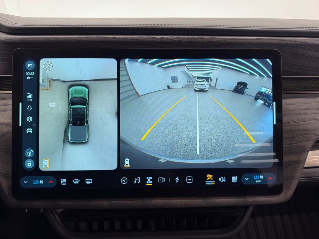 Used 2022 Rivian R1T Adventure AWD/4WD image 24