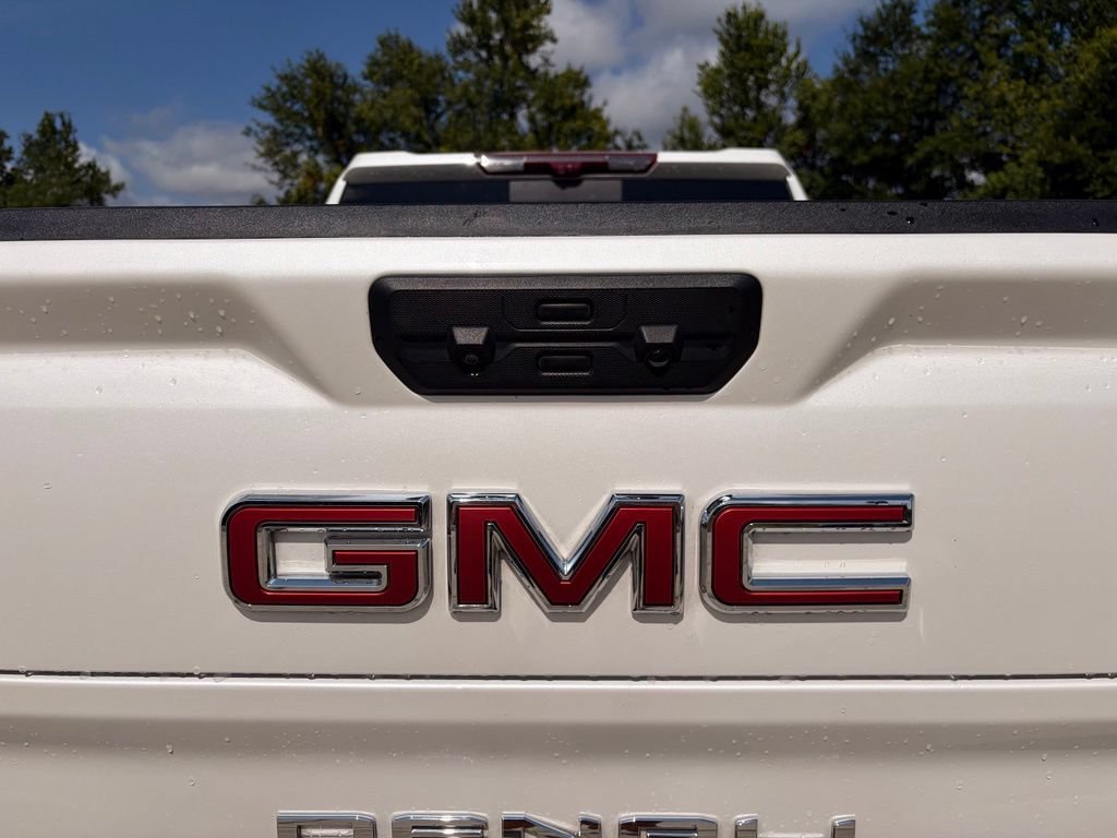 Used 2025 GMC Sierra 1500 Denali w/ Denali Reserve Package AWD/4WD image 27
