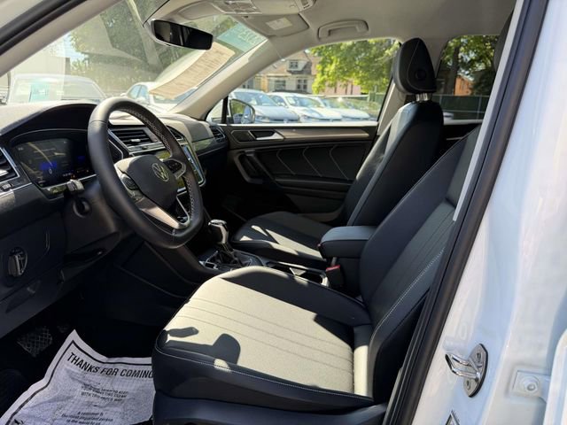Certified 2023 Volkswagen Tiguan SE FWD image 18