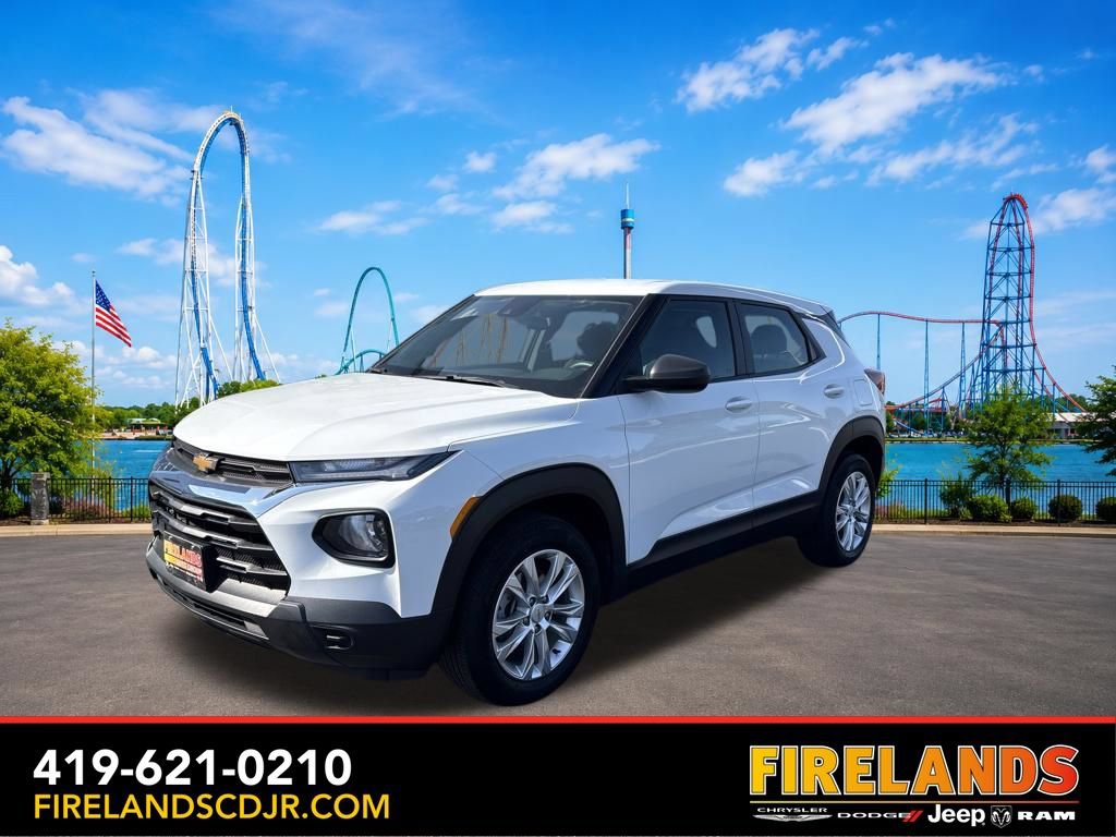 Used 2023 Chevrolet TrailBlazer LS AWD/4WD image 1