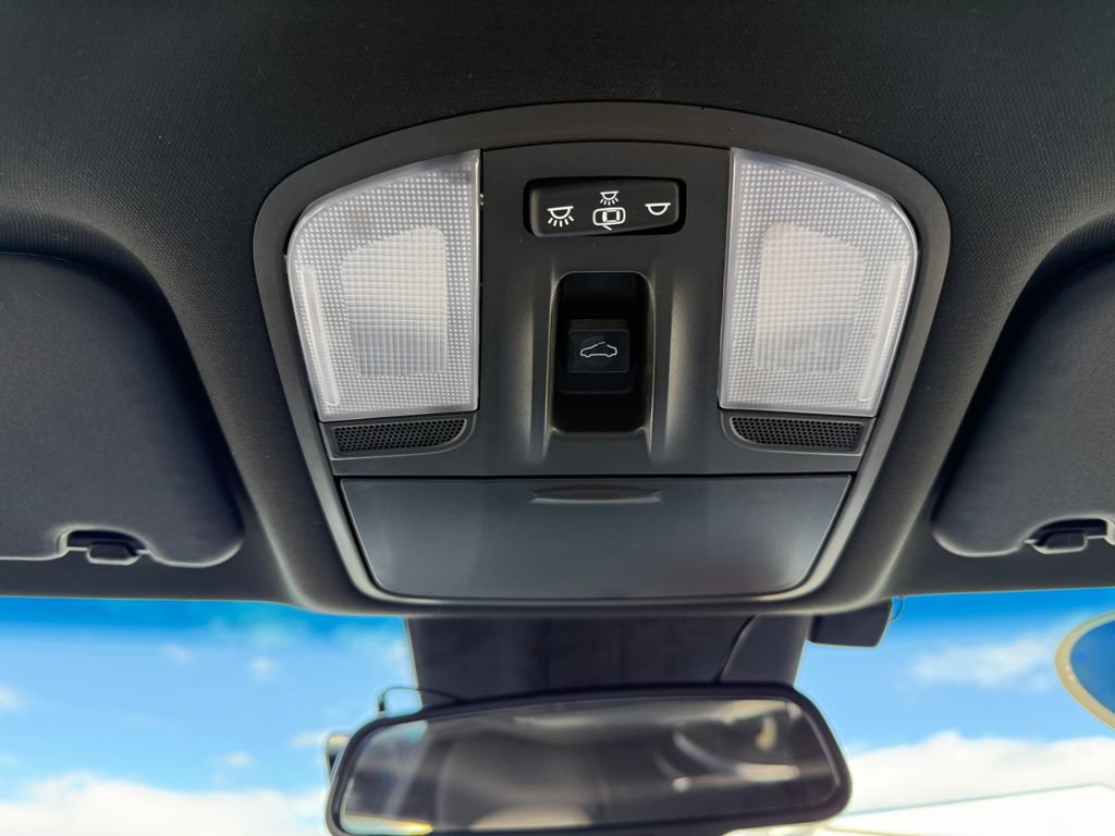 Used 2019 Hyundai Veloster Turbo Ultimate FWD image 25