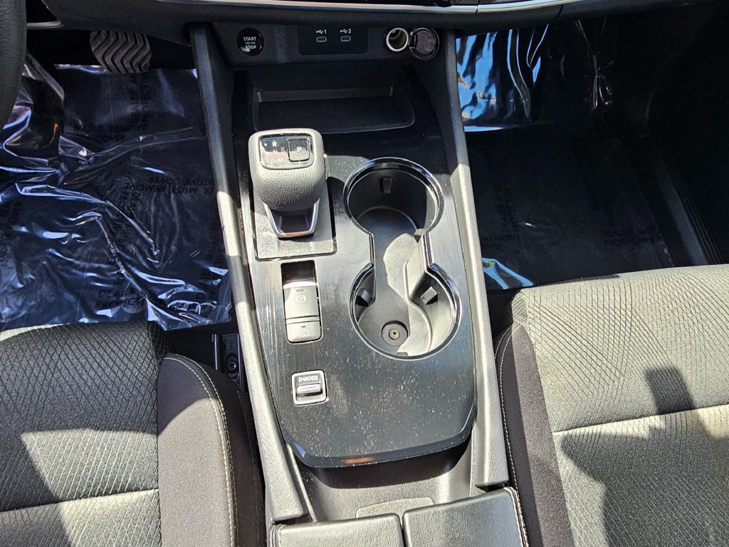 Used 2024 Nissan Rogue SV FWD image 30