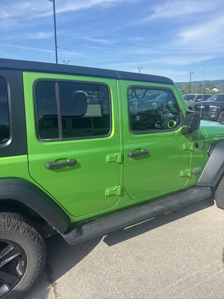 Used 2019 Jeep Wrangler Unlimited Sport S AWD/4WD image 15