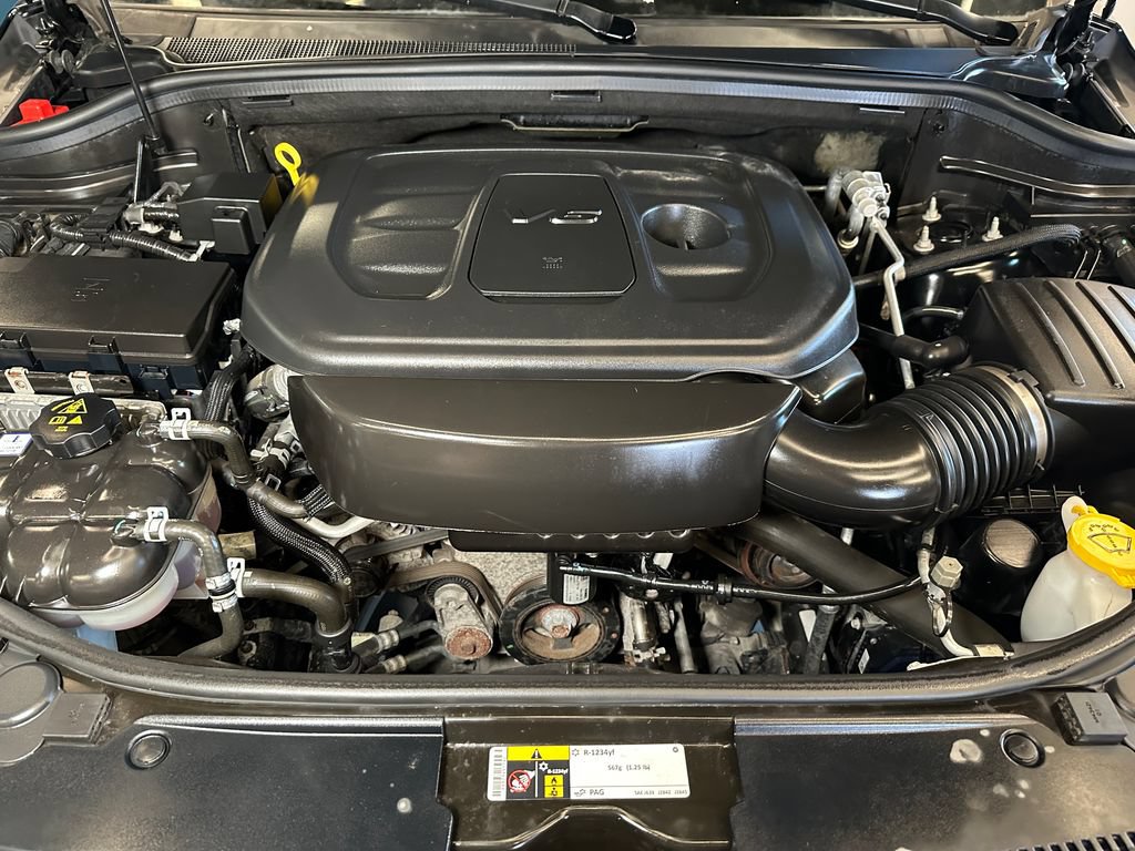 Used 2019 Jeep Grand Cherokee Laredo w/ Security & Convenience Group AWD/4WD image 23