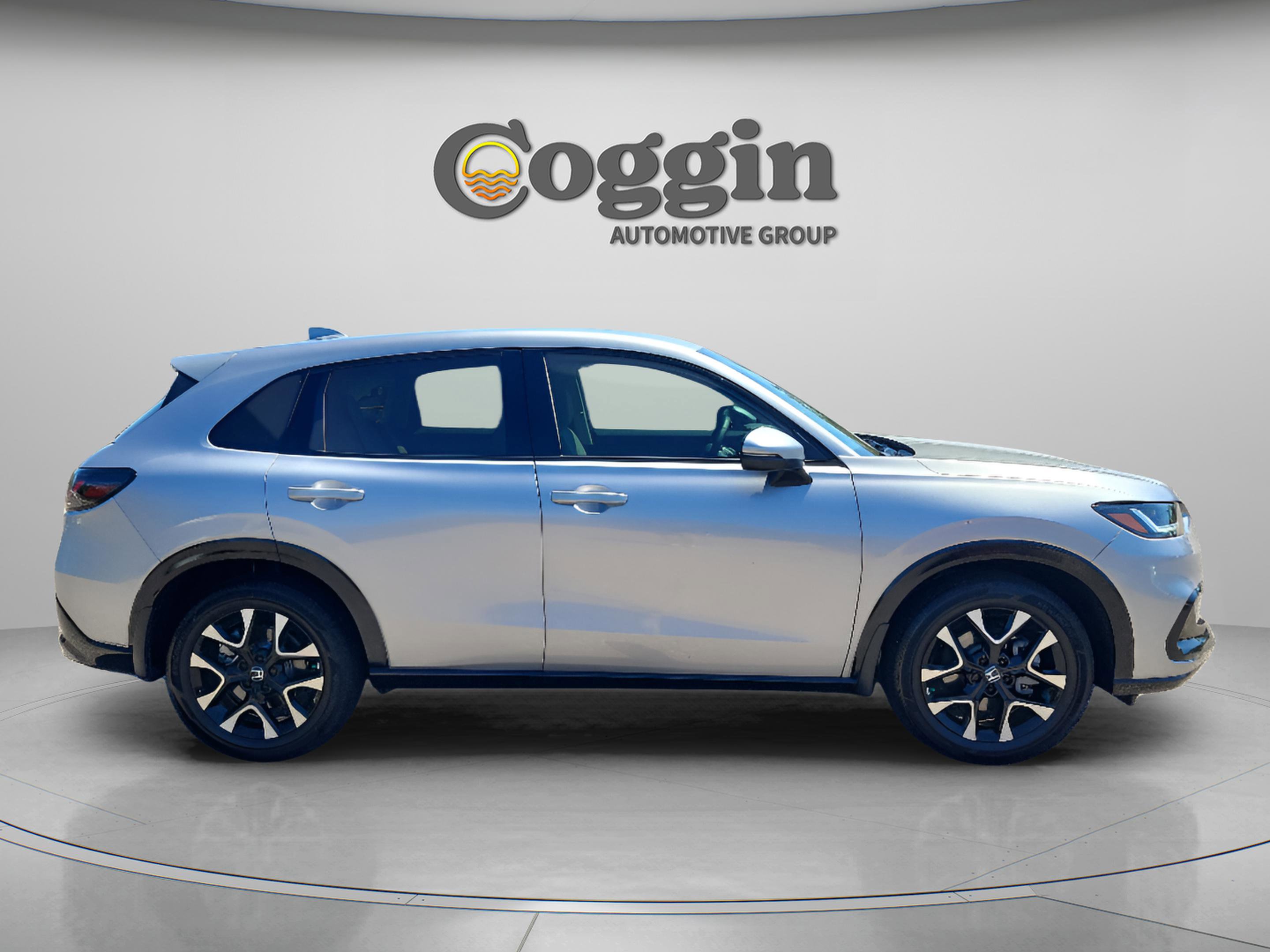 Used 2026 Honda HR-V EX-L image 6