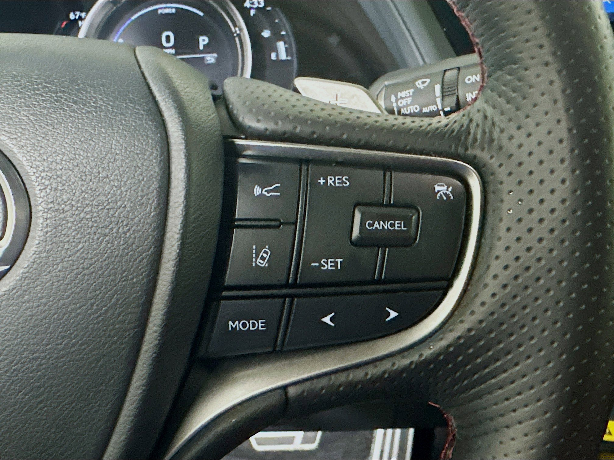 Used 2024 Lexus UX 250h F Sport image 17